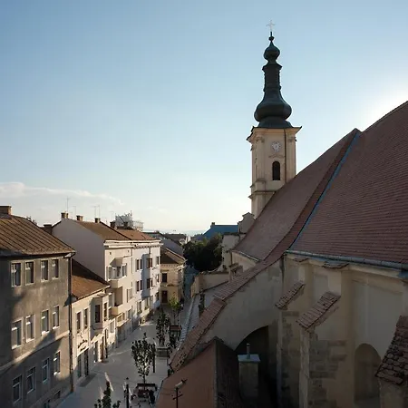 The Square