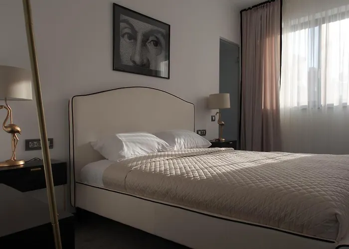 Hotell The Square Cluj-Napoca